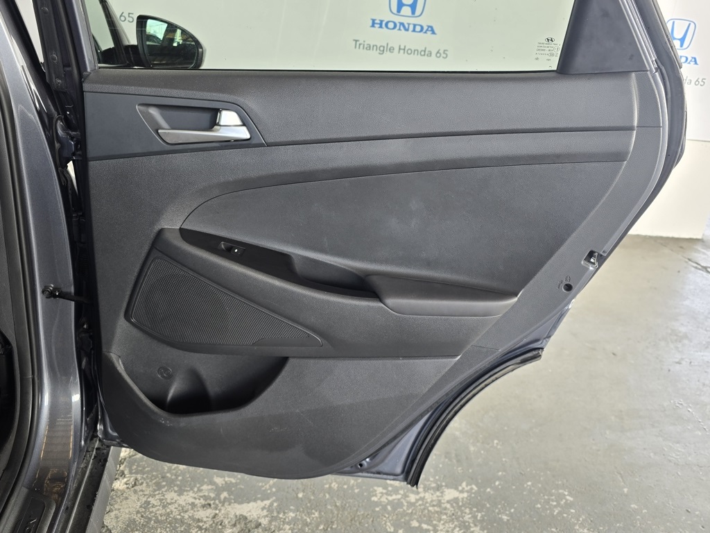 Thumbnail: 2019 Hyundai Tucson - 15