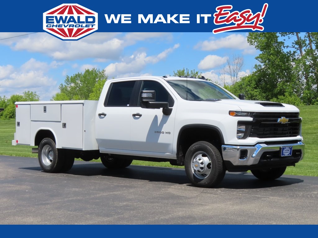 2025 Chevrolet Silverado 3500HD Work Truck 