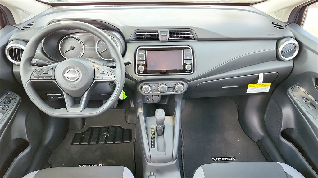2025 Nissan Versa