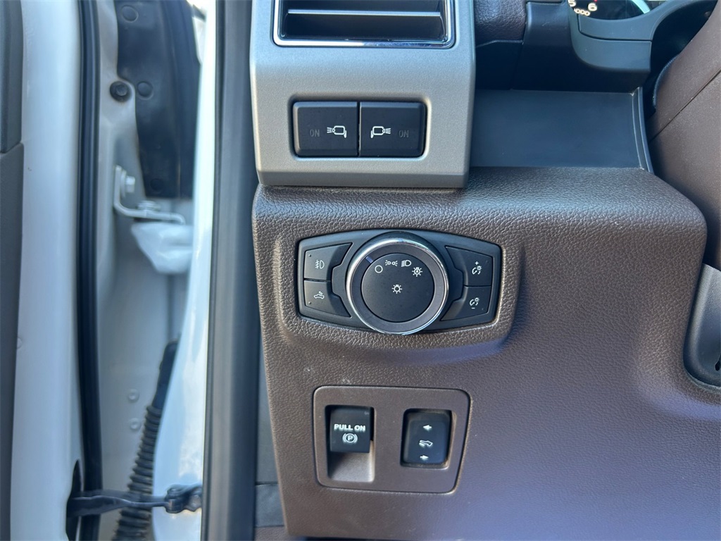 Used Car 2018 Ford F-150  King Ranch For Sale Under $30,000 In Floresville, Texas