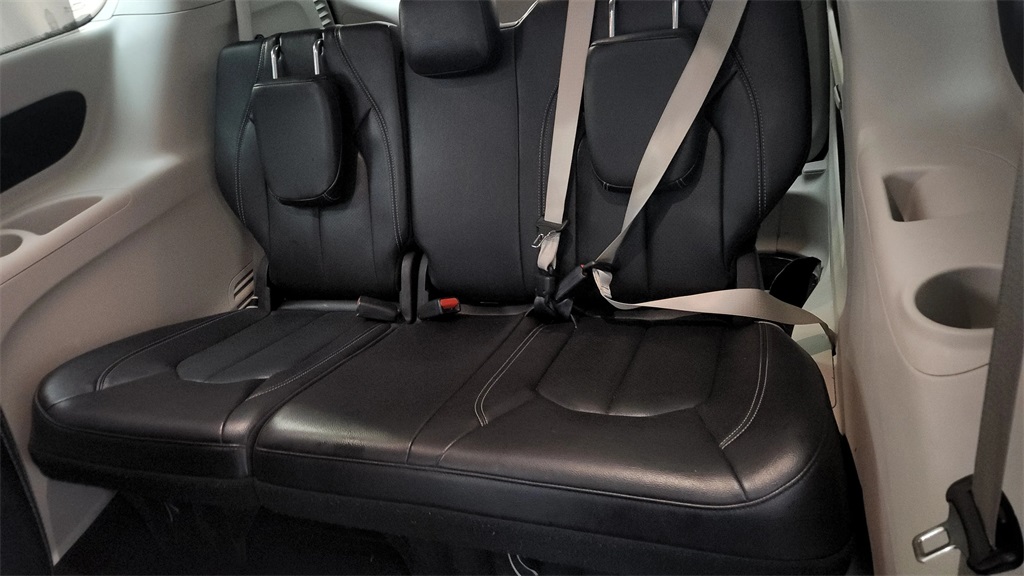 2022 Chrysler Pacifica Touring L Gray at AutoSavvy Houston Southwest