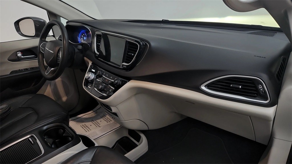 2022 Chrysler Pacifica Touring L Gray at AutoSavvy Houston Southwest