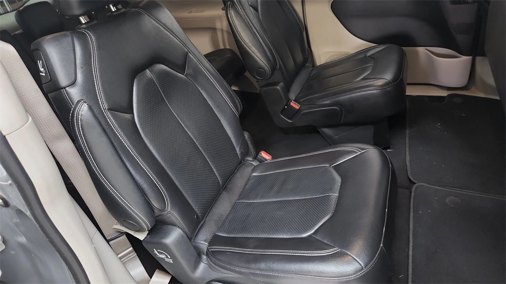 2022 Chrysler Pacifica Touring L Gray at AutoSavvy Houston Southwest