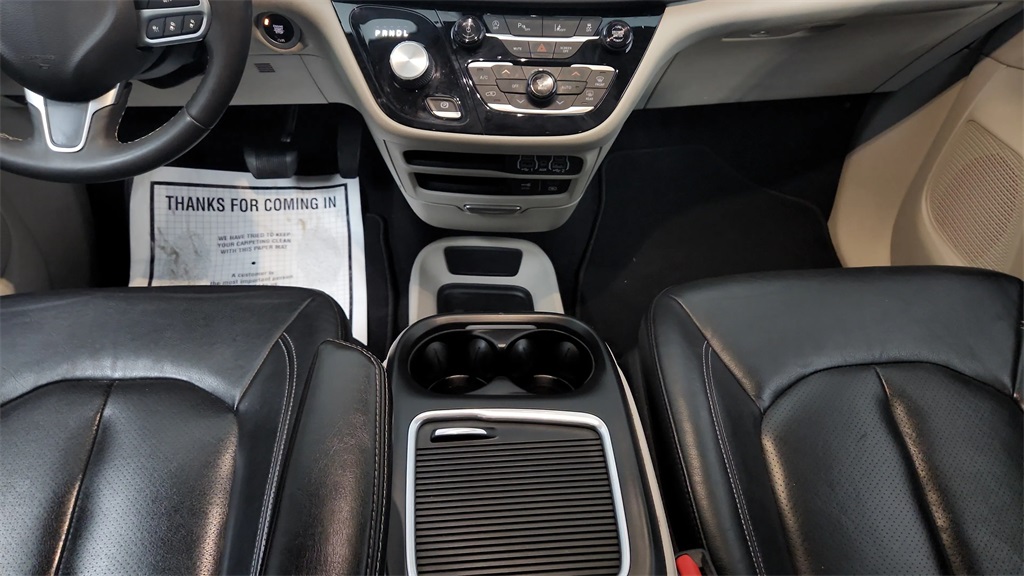 2022 Chrysler Pacifica Touring L Gray at AutoSavvy Houston Southwest