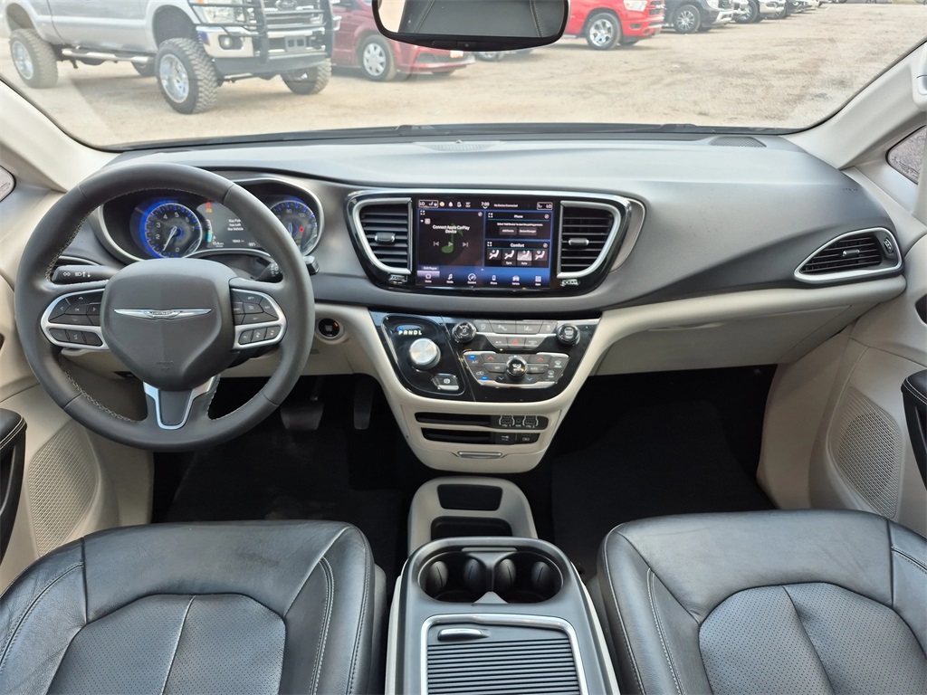 2022 Chrysler Pacifica Touring L Gray at AutoSavvy Houston Southwest