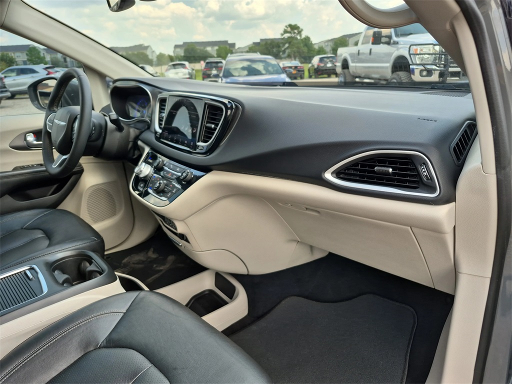 2022 Chrysler Pacifica Touring L Gray at AutoSavvy Houston Southwest