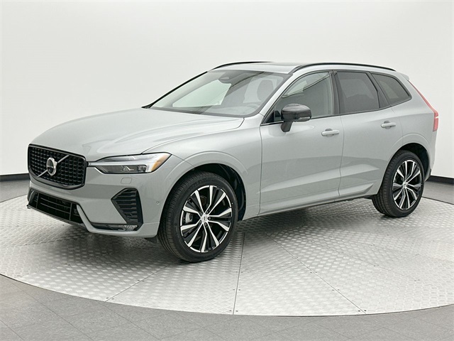 2025 Volvo XC60 B5 Plus Dark Theme AWD
