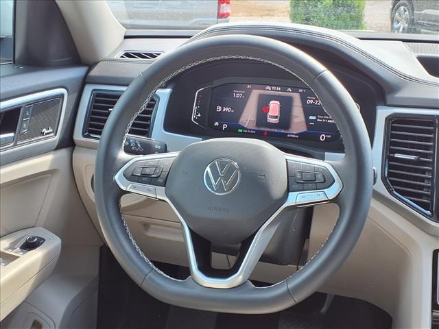 2021 Volkswagen Atlas 2.0T SEL Premium White at Keating Nissan
