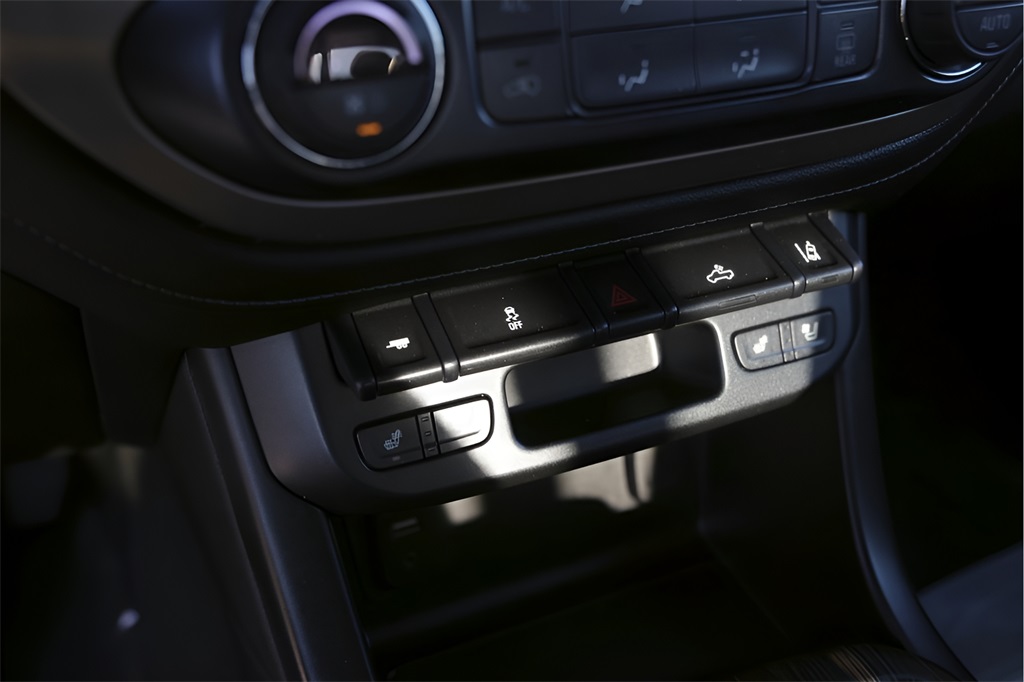 Used Car 2018 Gmc Canyon  Denali For Sale Under $30,000 In Austin, Texas