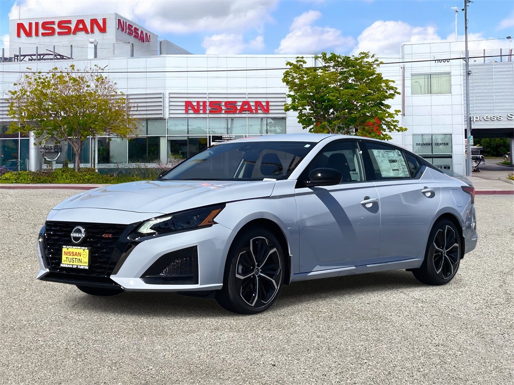 2025 Nissan Altima 2.5 SR