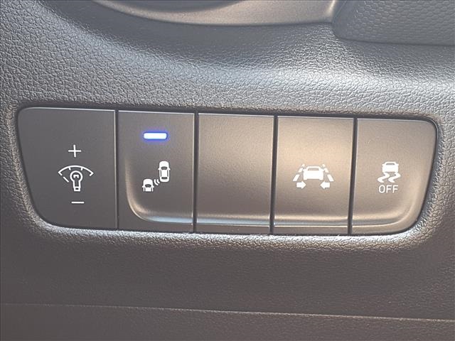 2021 Hyundai Kona SEL Plus - 11