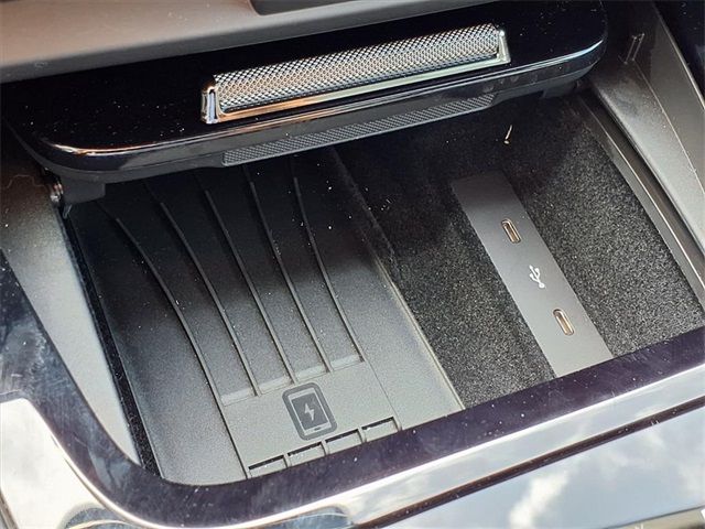 2025 Porsche Cayenne Coupe GTS - 7