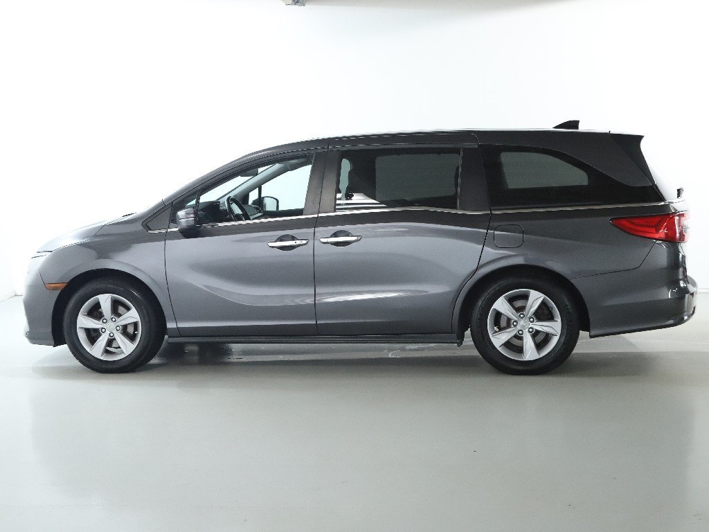 2016 Honda Odyssey SE photo 6