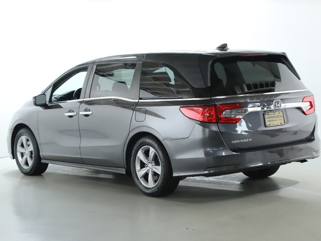 2016 Honda Odyssey SE photo 7