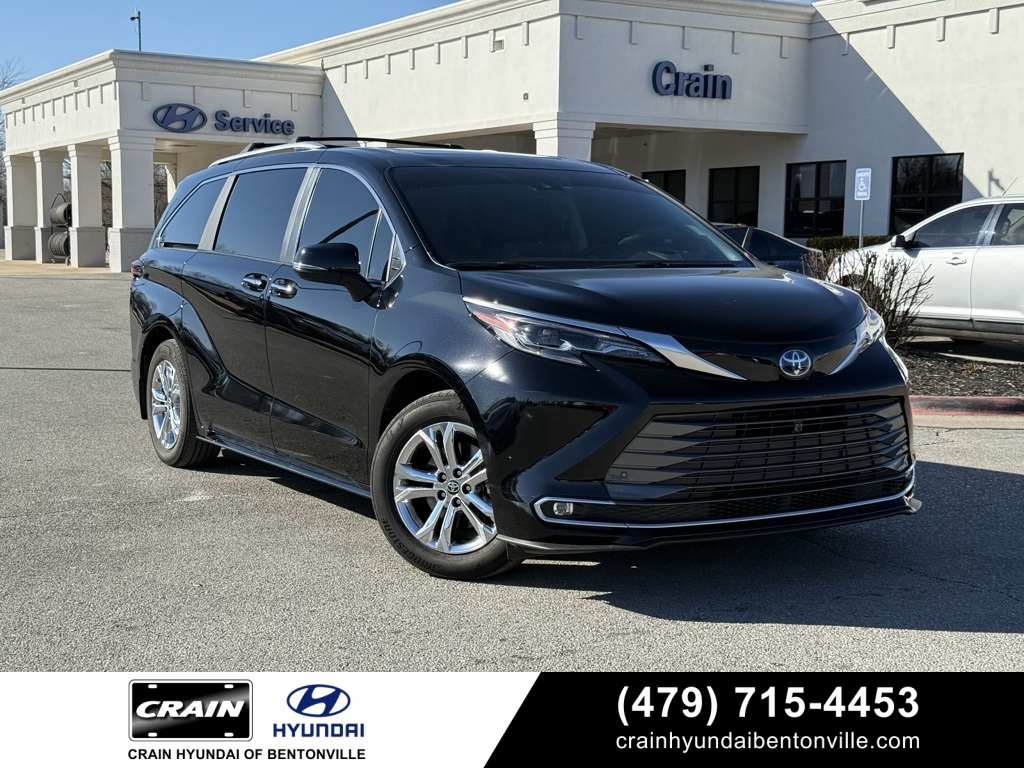 2024 Toyota Sienna Platinum 7-Passenger AWD