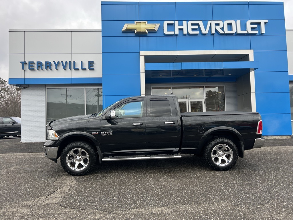 2016 RAM 1500 Laramie Quad Cab 4WD