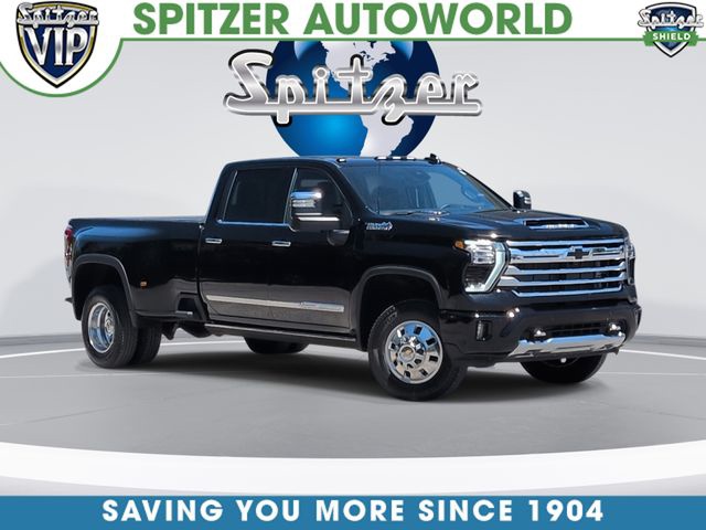 Black 2026 Chevrolet Silverado 3500HD Pickup Truck Four-Wheel Drive Automatic