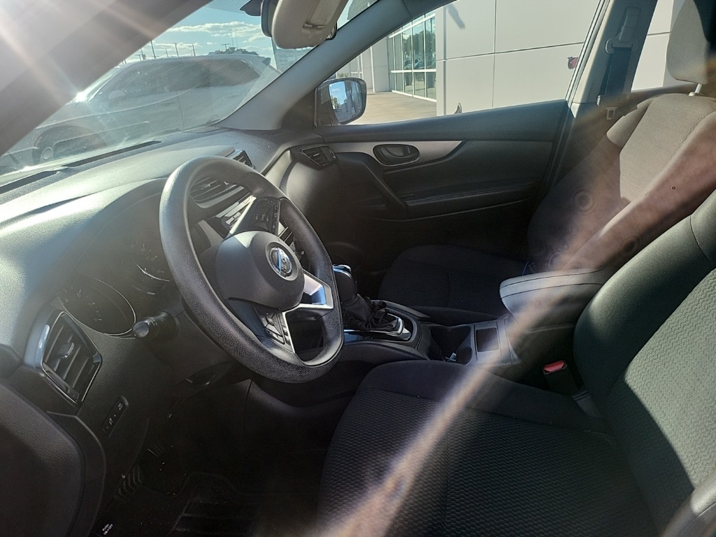 2019 Nissan Rogue Sport S White at Emmons Autoplex