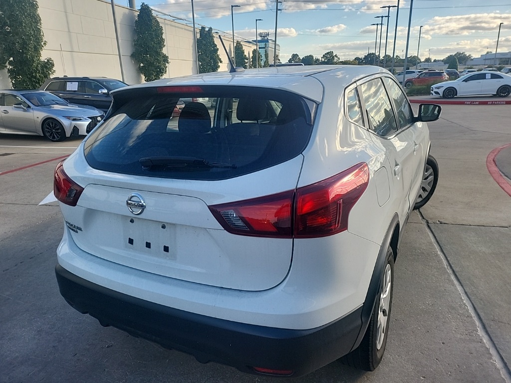 2019 Nissan Rogue Sport S White at Emmons Autoplex