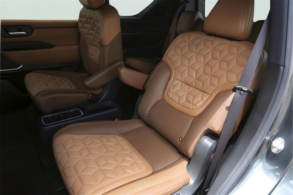 Used Car 2025 Nissan Armada  Platinum For Sale Under $80,000 In Austin, Texas
