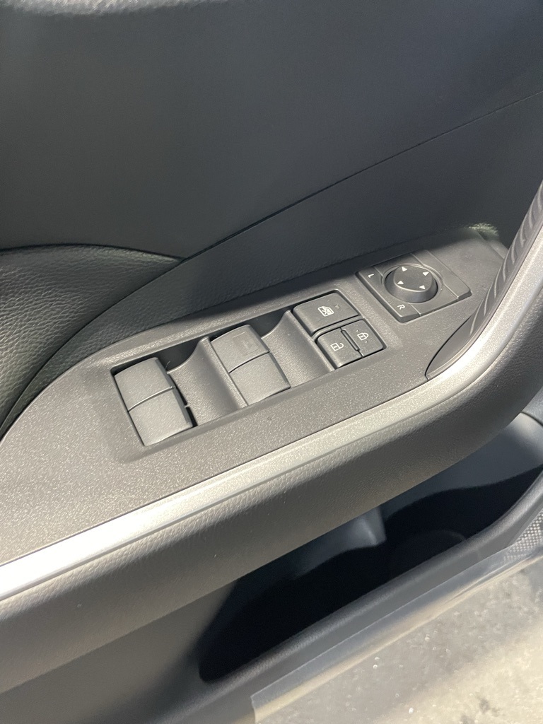 Thumbnail: 2025 Toyota RAV4 - 30