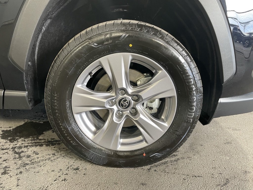 Thumbnail: 2025 Toyota RAV4 - 7