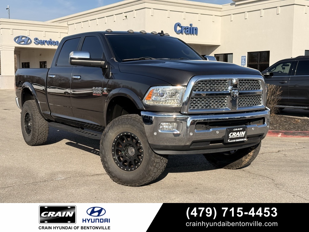 2018 RAM 3500 Laramie Crew Cab 4WD