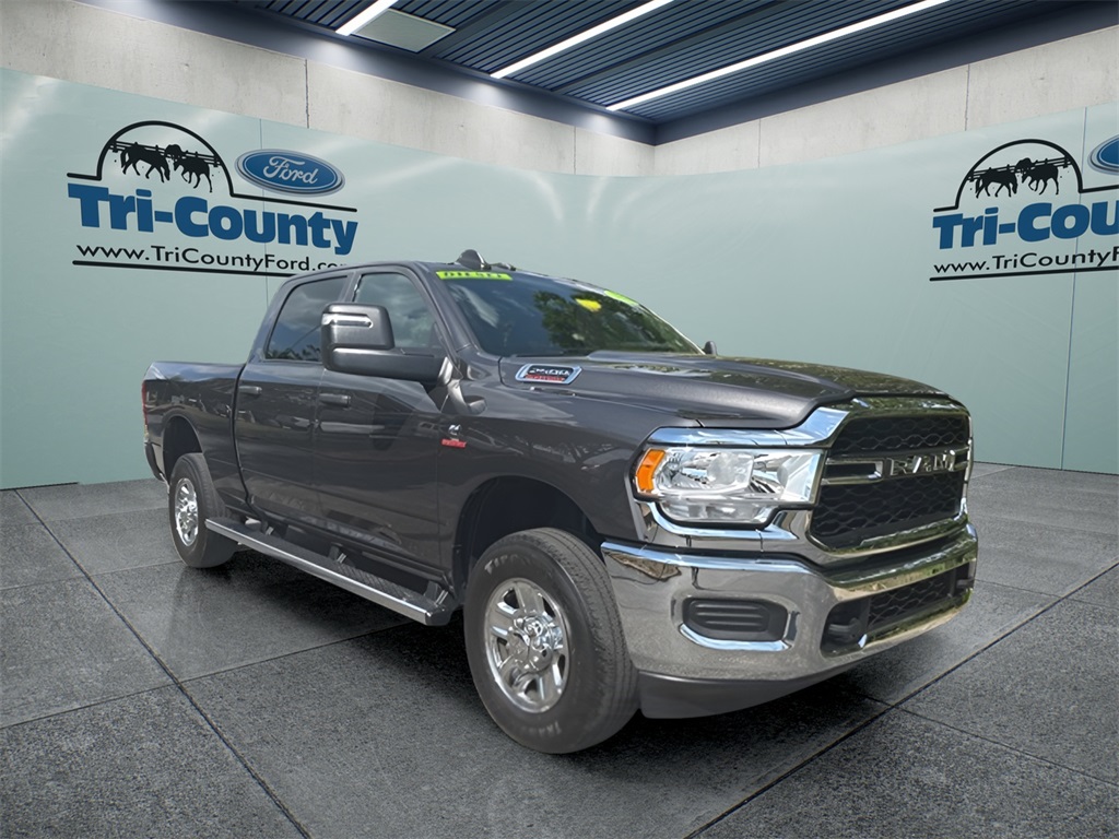 2024 RAM 2500 Tradesman Crew Cab 4WD