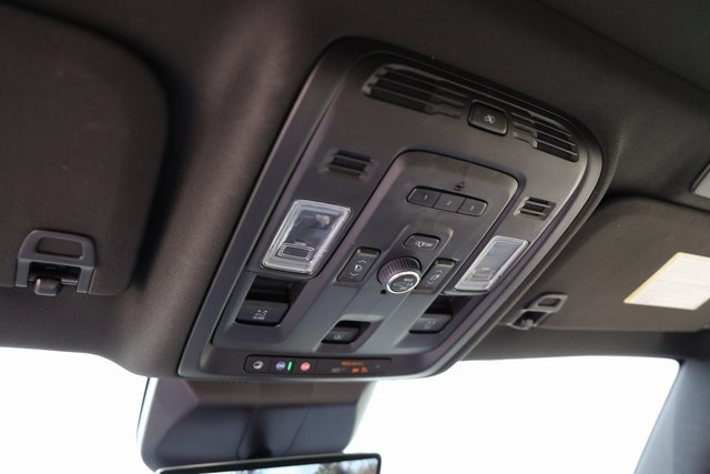 2022 Cadillac Escalade Premium Luxury Gray at Autostrade