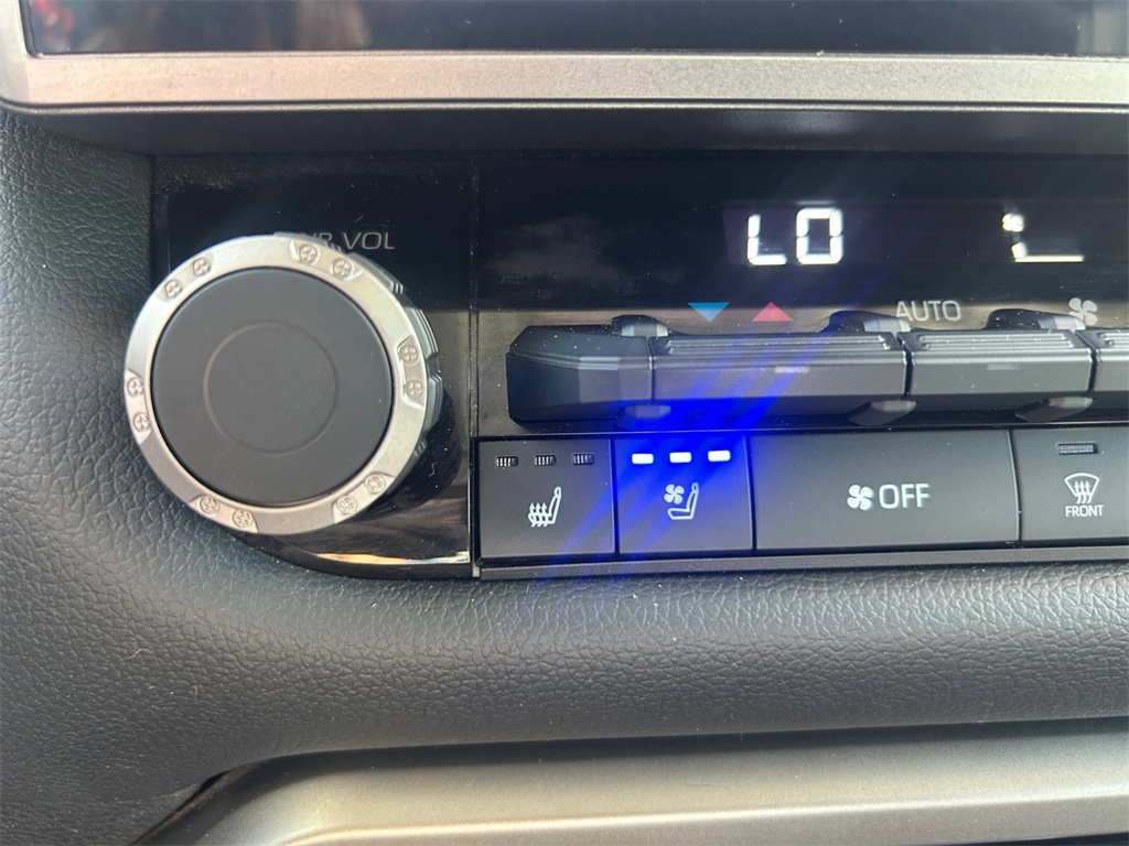 Used Car 2023 Toyota Tundra  Limited For Sale Under $50,000 In Floresville, Texas