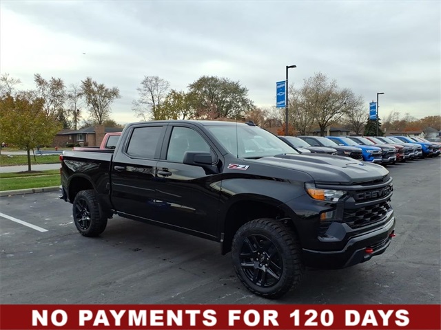 2026 Chevrolet Silverado 1500 Custom Trail Boss Crew Cab 4WD