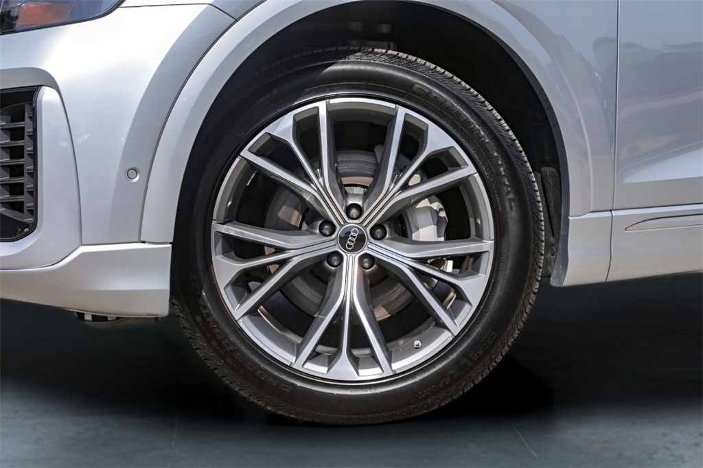 Used Car 2024 Audi Q8  55 Prestige For Sale Under $70,000 In Austin, Texas
