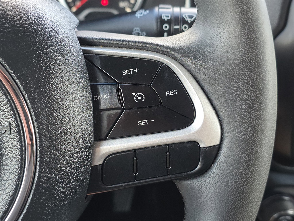 2023 Jeep Renegade Altitude Gray at Victoria Chrysler Dodge Jeep Ram