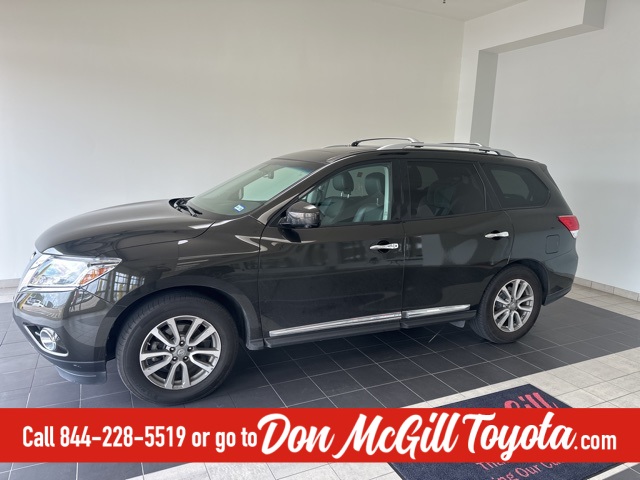 2016 Nissan Pathfinder SL Black at Gullo Toyota