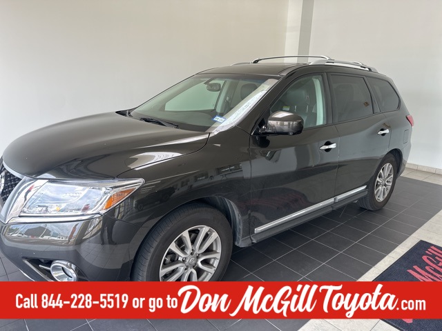 2016 Nissan Pathfinder SL Black at Gullo Toyota