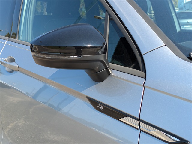 2024 Volkswagen Tiguan 2.0T SE R-Line Black Silver at Stokes Volkswagen