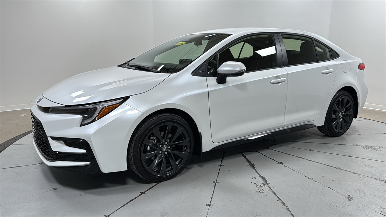 2026 Toyota Corolla Hybrid SE FWD