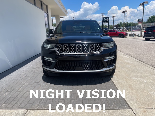 Black 2022 JEEP GRAND CHEROKEE for sale in South Bend, IN Photo 2