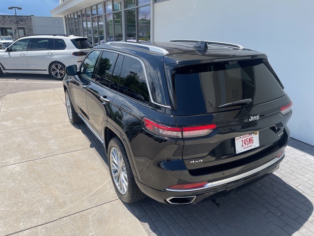 Black 2022 JEEP GRAND CHEROKEE for sale in South Bend, IN Photo 6
