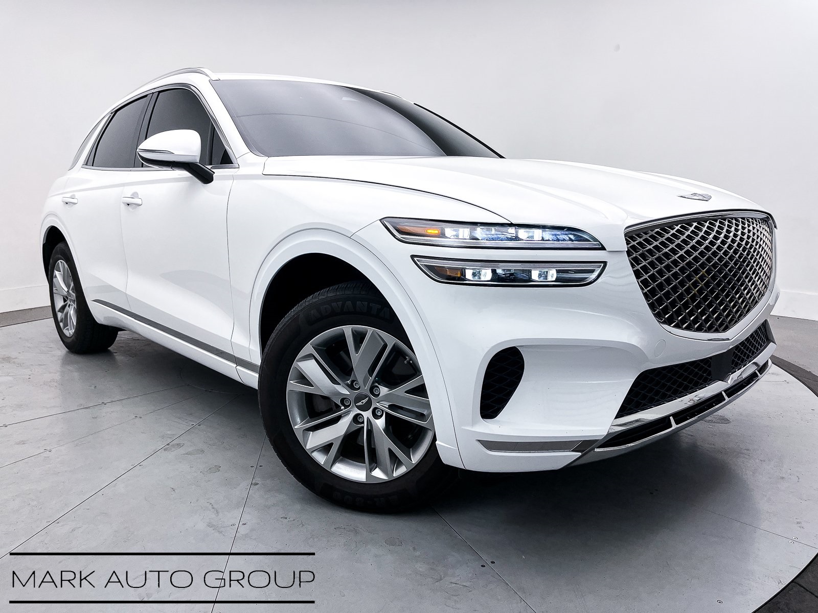 2023 Genesis GV70 2.5T