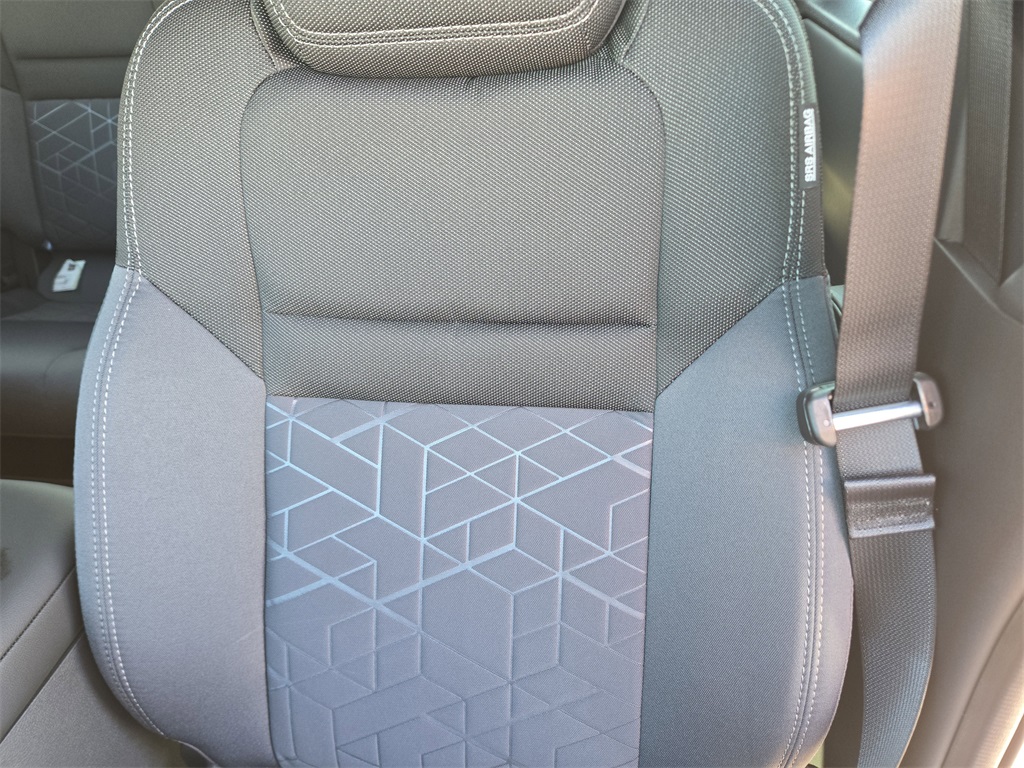 2026 Nissan Frontier SV - 9