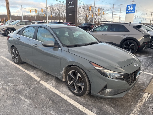 2022 Hyundai Elantra Limited