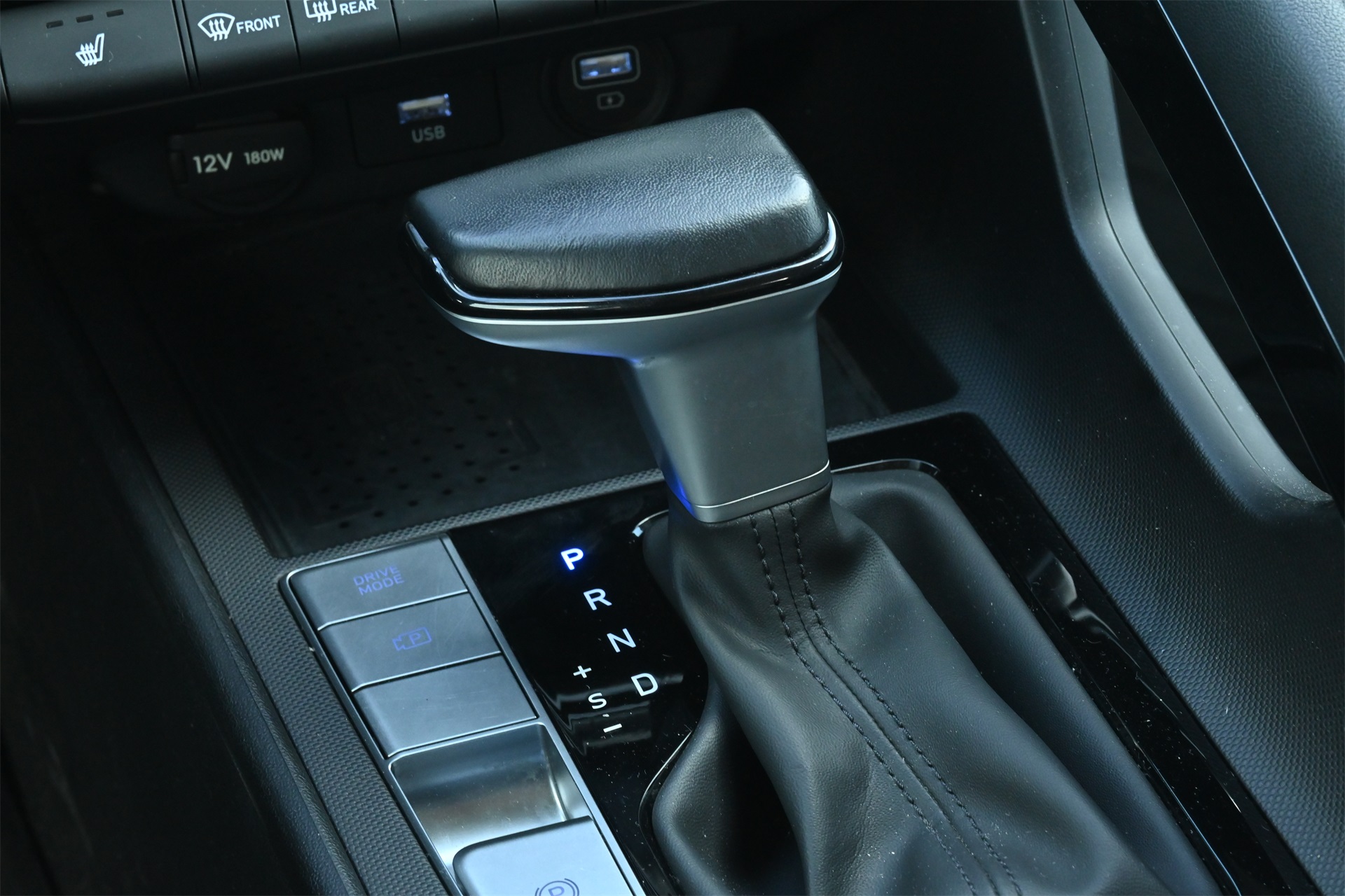 2023 Hyundai Elantra Limited Black at AutoSavvy Houston Southwest