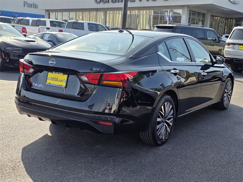 2023 Nissan Altima 2.5 SV - 3