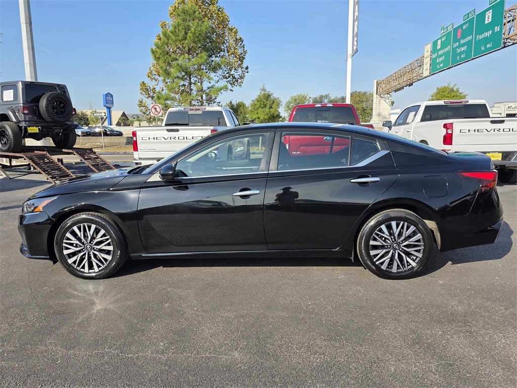 2023 Nissan Altima 2.5 SV - 6