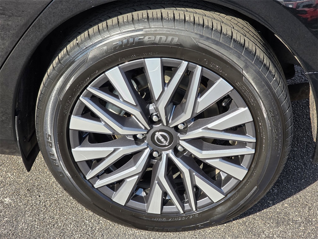 2023 Nissan Altima 2.5 SV - 7