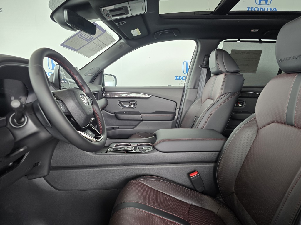 Thumbnail: 2025 Honda Pilot - 13