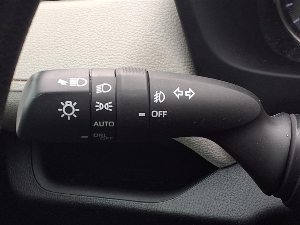 2020 Toyota RAV4 XLE Silver at Gullo Toyota