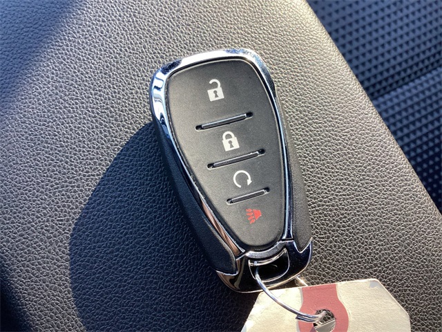 Used Car 2025 Chevrolet Trax  Lt For Sale Under $25,000 In San Antonio, Texas