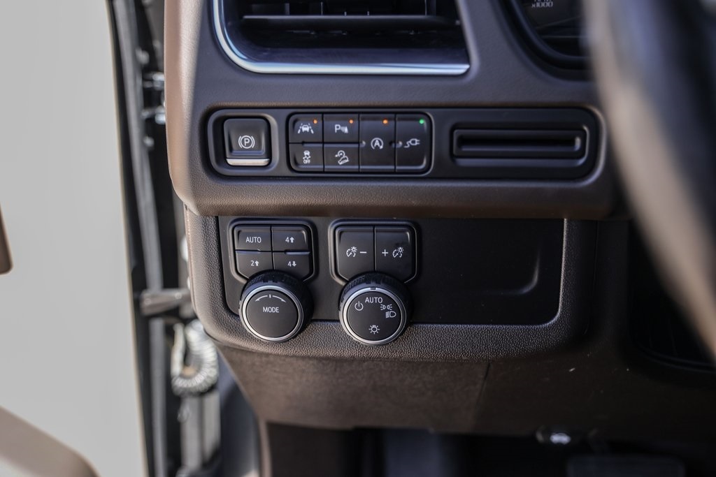 Used Car 2021 Chevrolet Tahoe  Z71 For Sale Under $40,000 In Austin, Texas